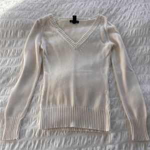 Club Monaco Soft Cream V-Neck Sweater